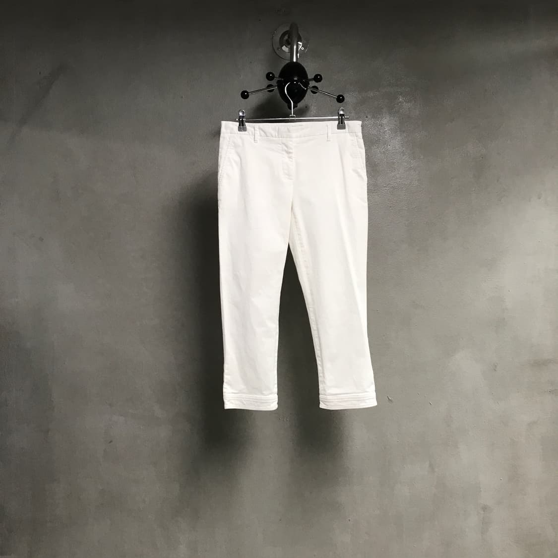 프라다 팬츠 화이트 42(W) 상품이미지1