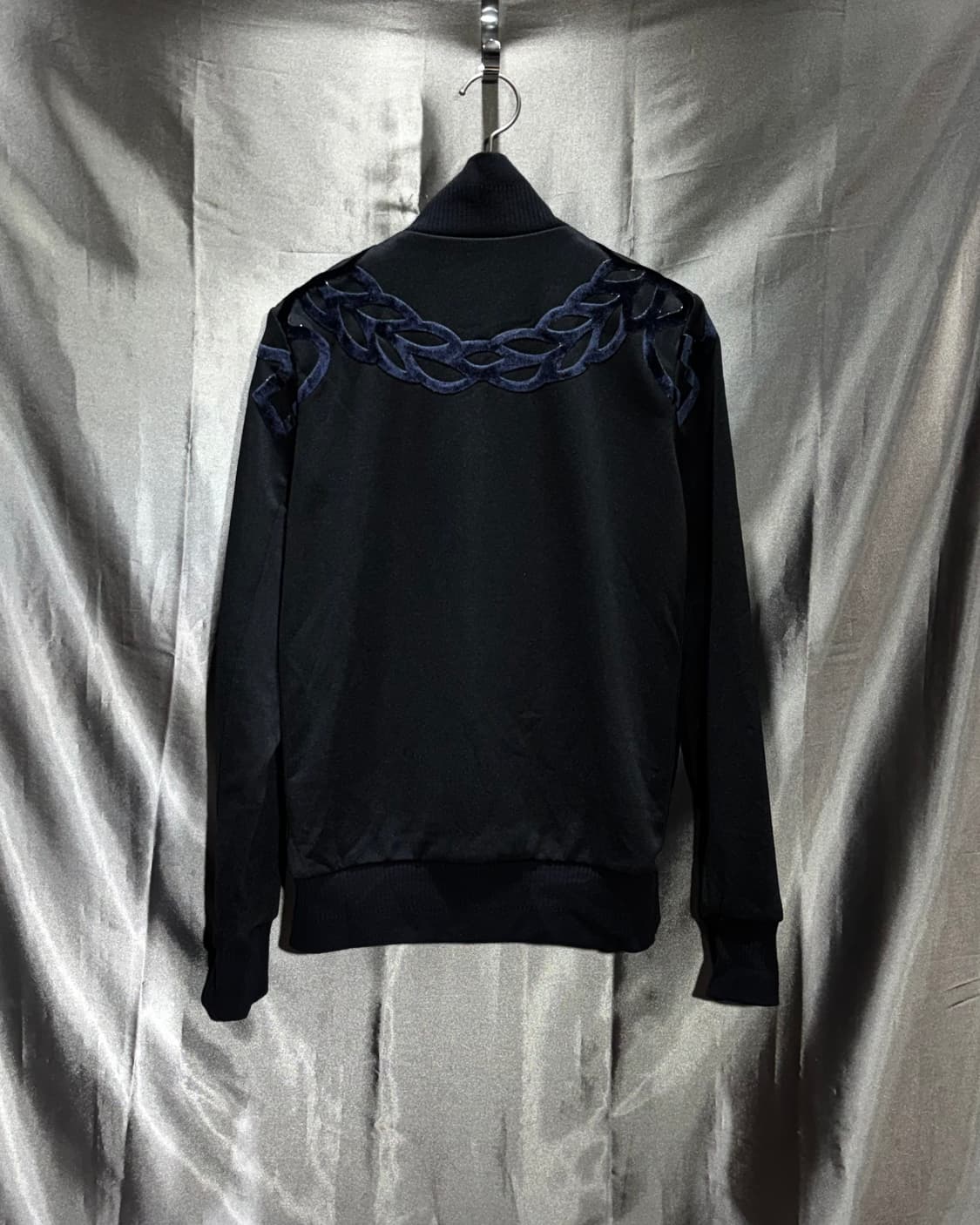 L MCM 엠씨엠 플라워 패턴 스웨이드 집업 상품이미지4