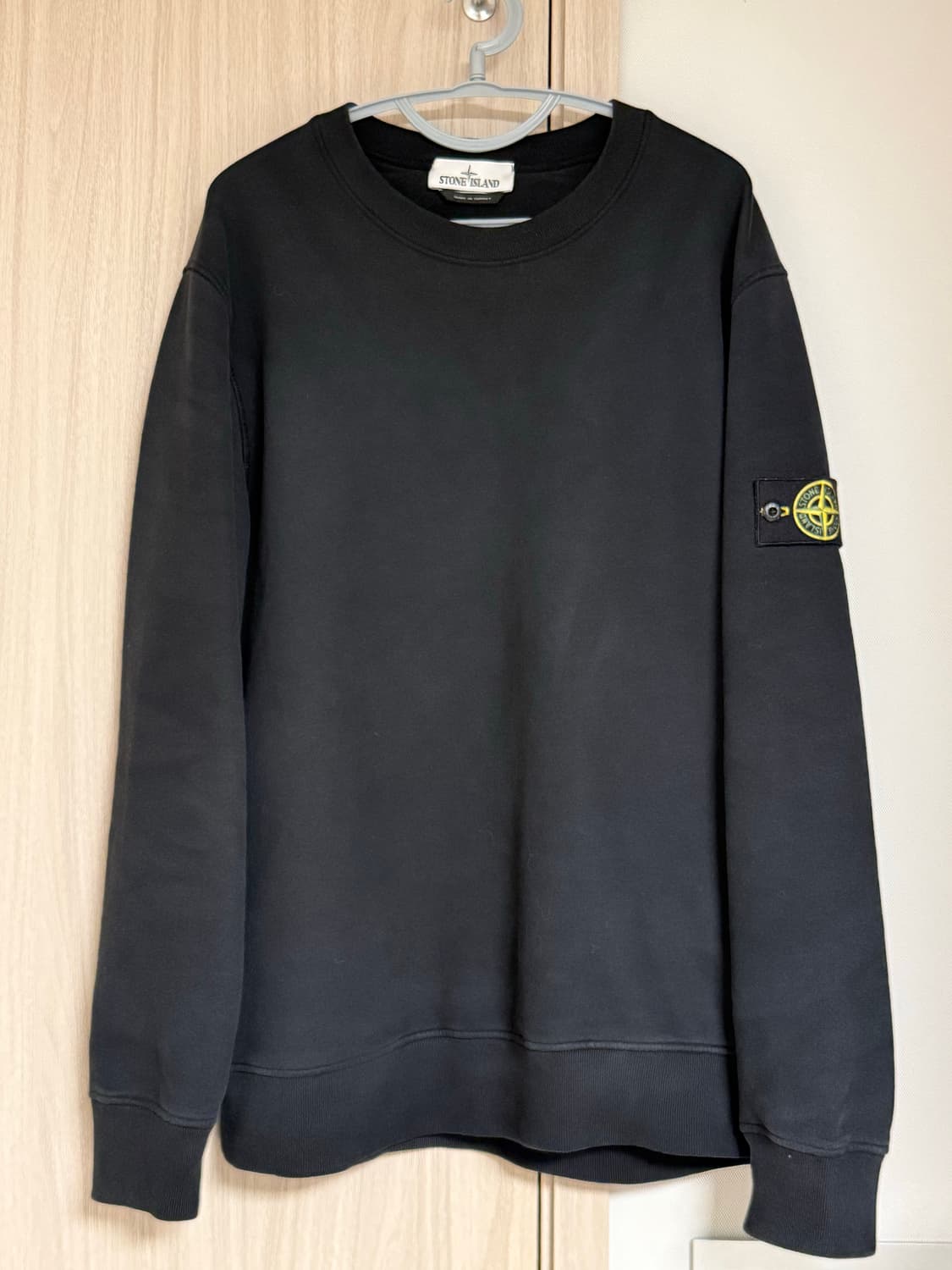 22fw 스톤아일랜드 맨투맨 xxl 상품이미지1