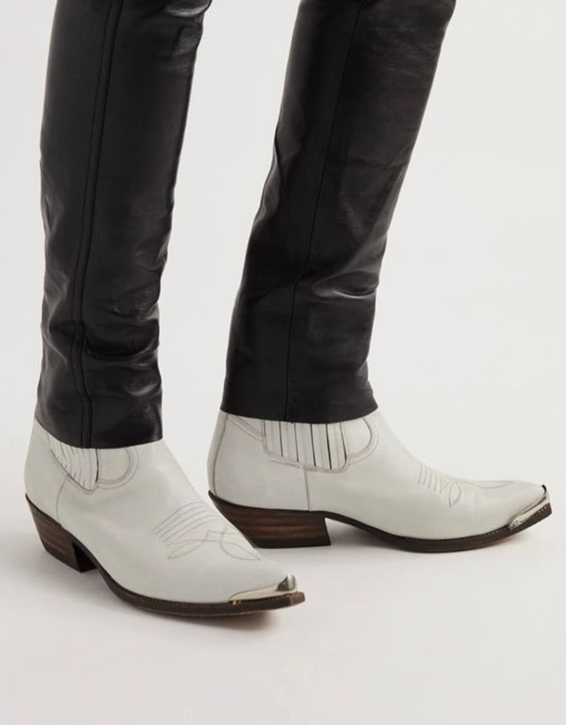 [BTS 뷔님 착용] 셀린느 22ss 코스믹 크루저 웨스턴 부츠 상품이미지4