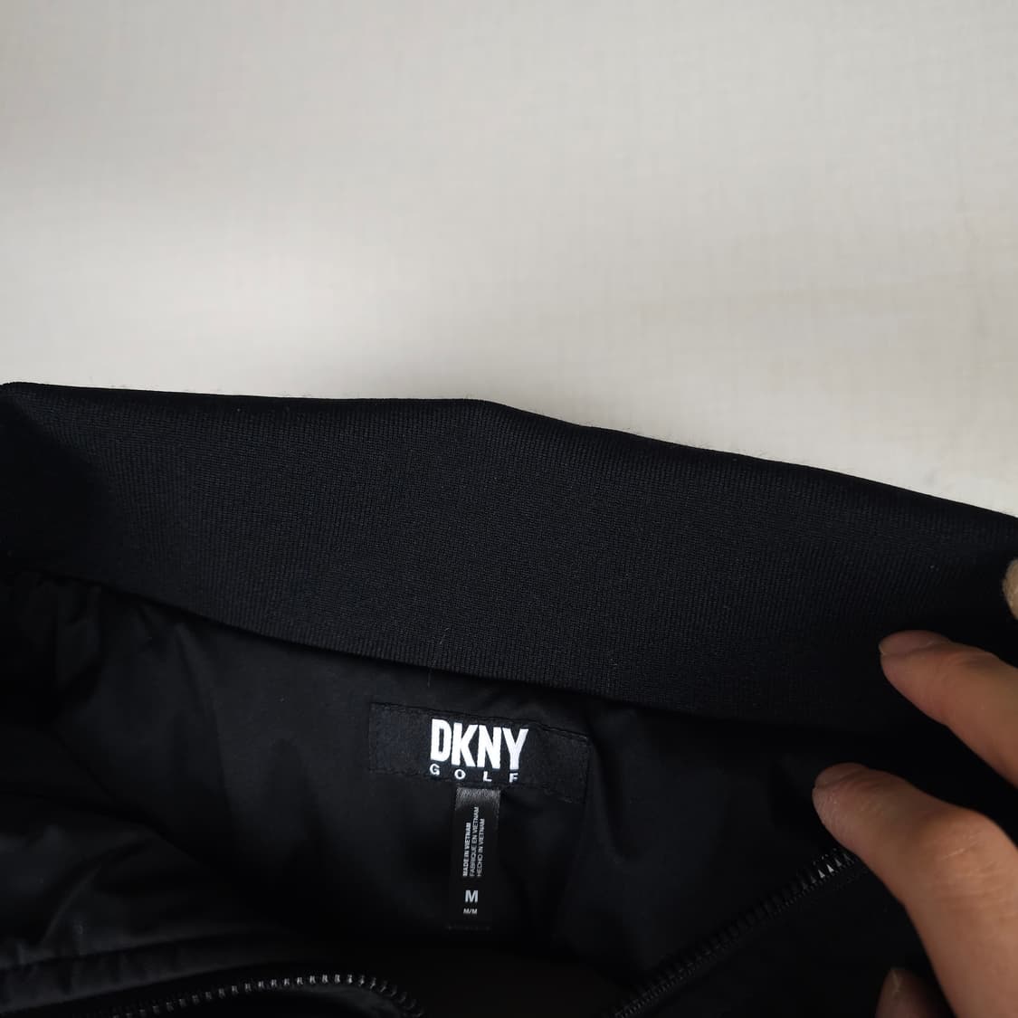 DKNY 풀집업 패딩 부어자켓 여성66사이즈  상품이미지3