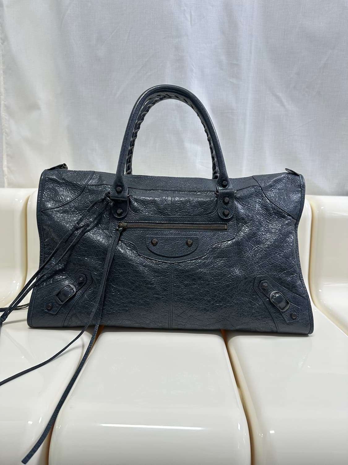 ❌거래중[A+ 정품] 발렌시아가 시티 모터백 라지 다크그레이 상품이미지1