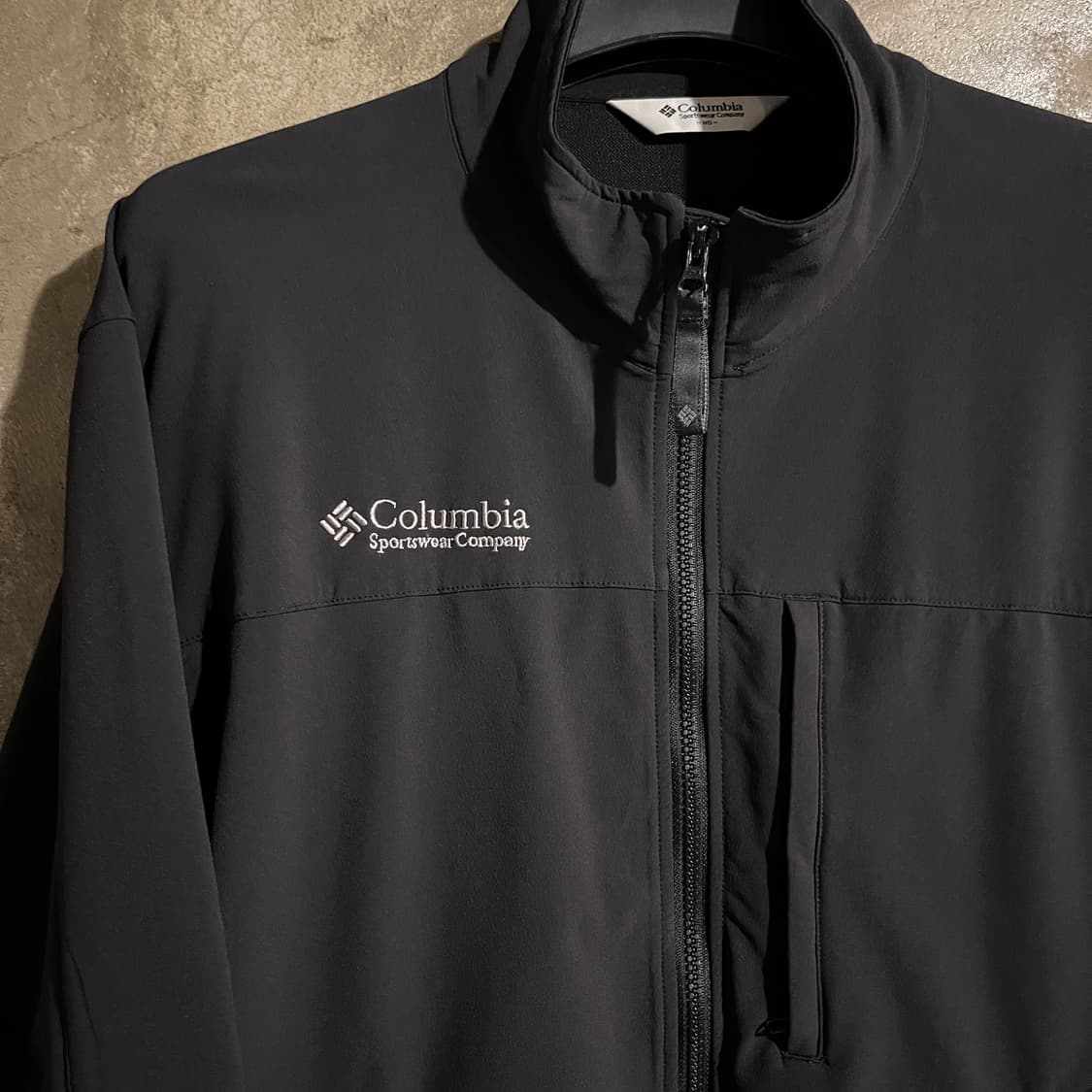 콜롬비아 소프트쉘 자켓 상품이미지2