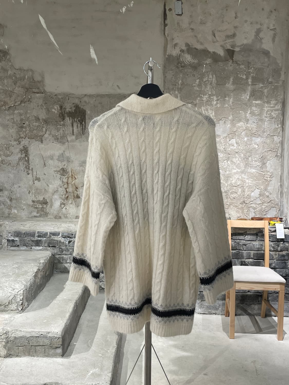 가니 아이보리 노르딕 알파카 울 케이블 니트 상품이미지6