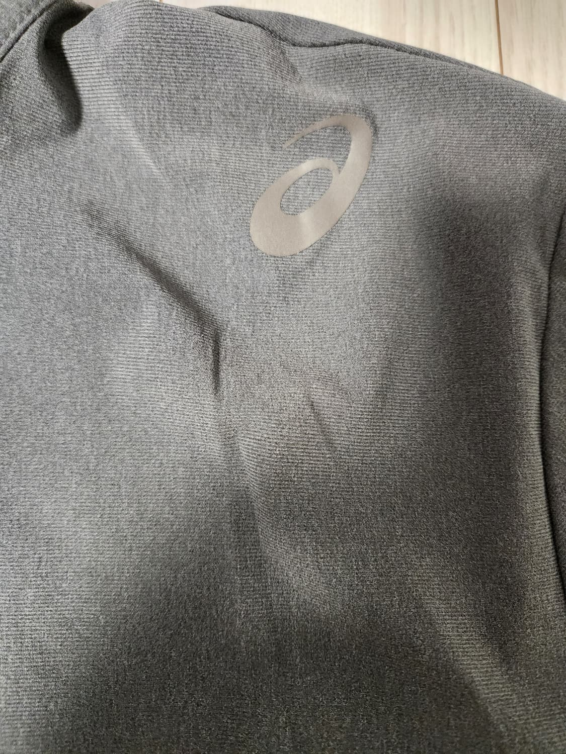 새상품급)아식스 트레이닝 트리코트 집업 자켓 사이즈105(xl)

여러  상품이미지5