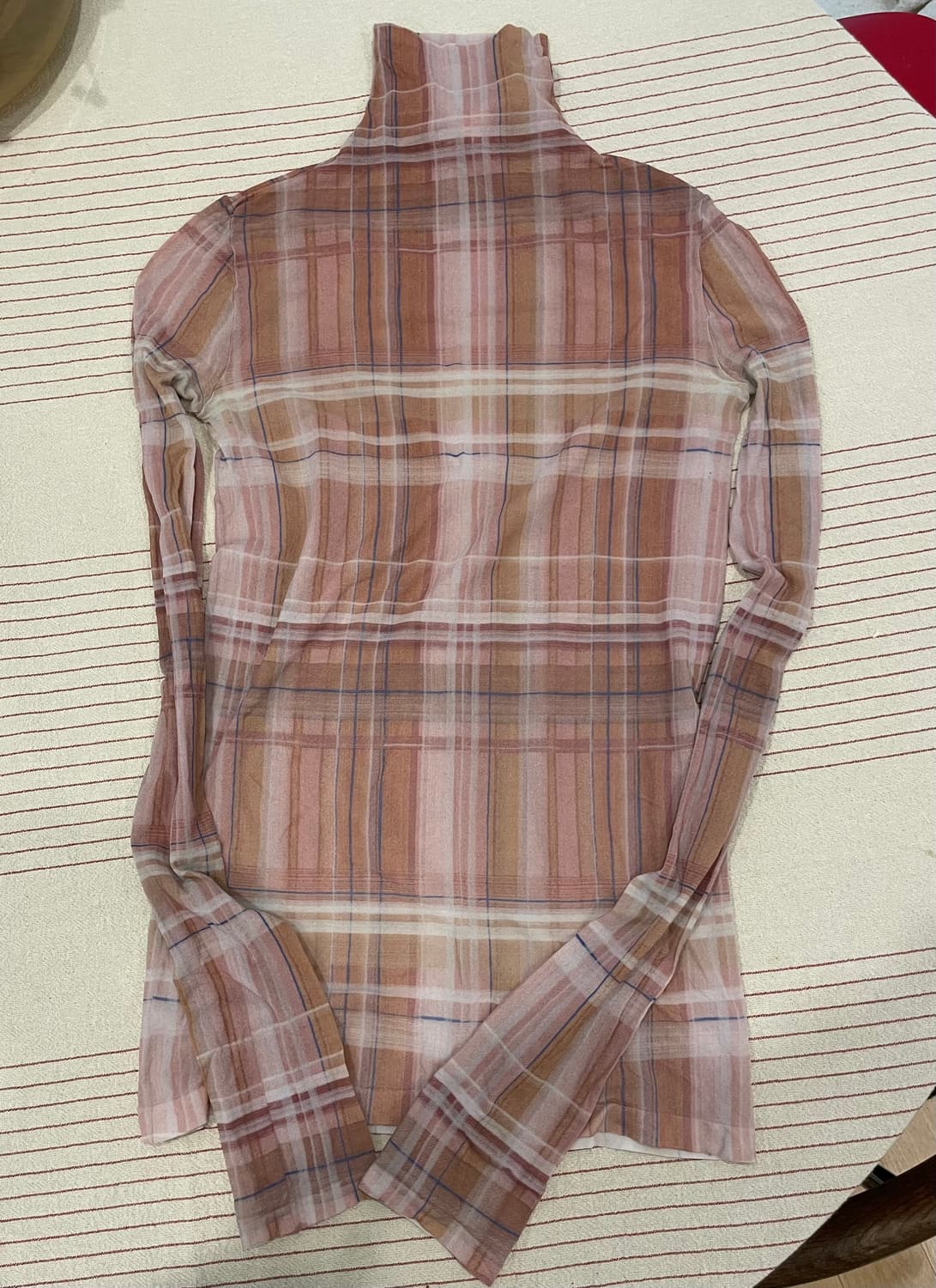 Acne Studios 터틀넥 쉬어 탑 상품이미지2