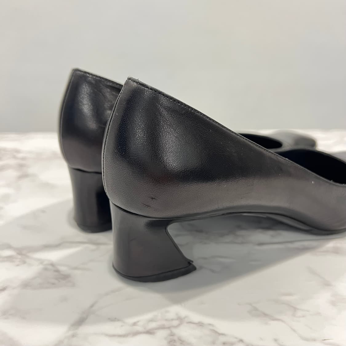 PRADA 여성 블랙 정장 구두 상품이미지5