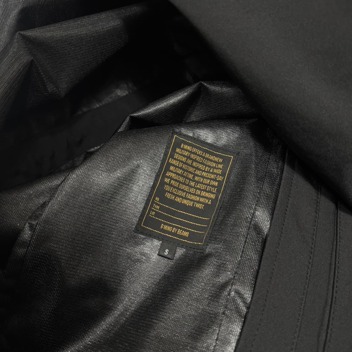 빔즈(B:MING by BEAMS) 블랙컬러 레이어 후드 모즈 코트 상품이미지3