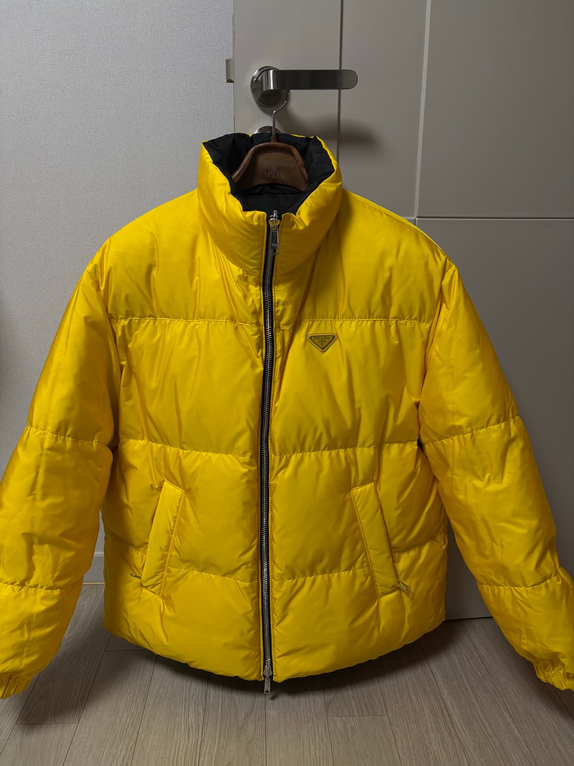 프라다 리버시블 패딩 상품이미지3