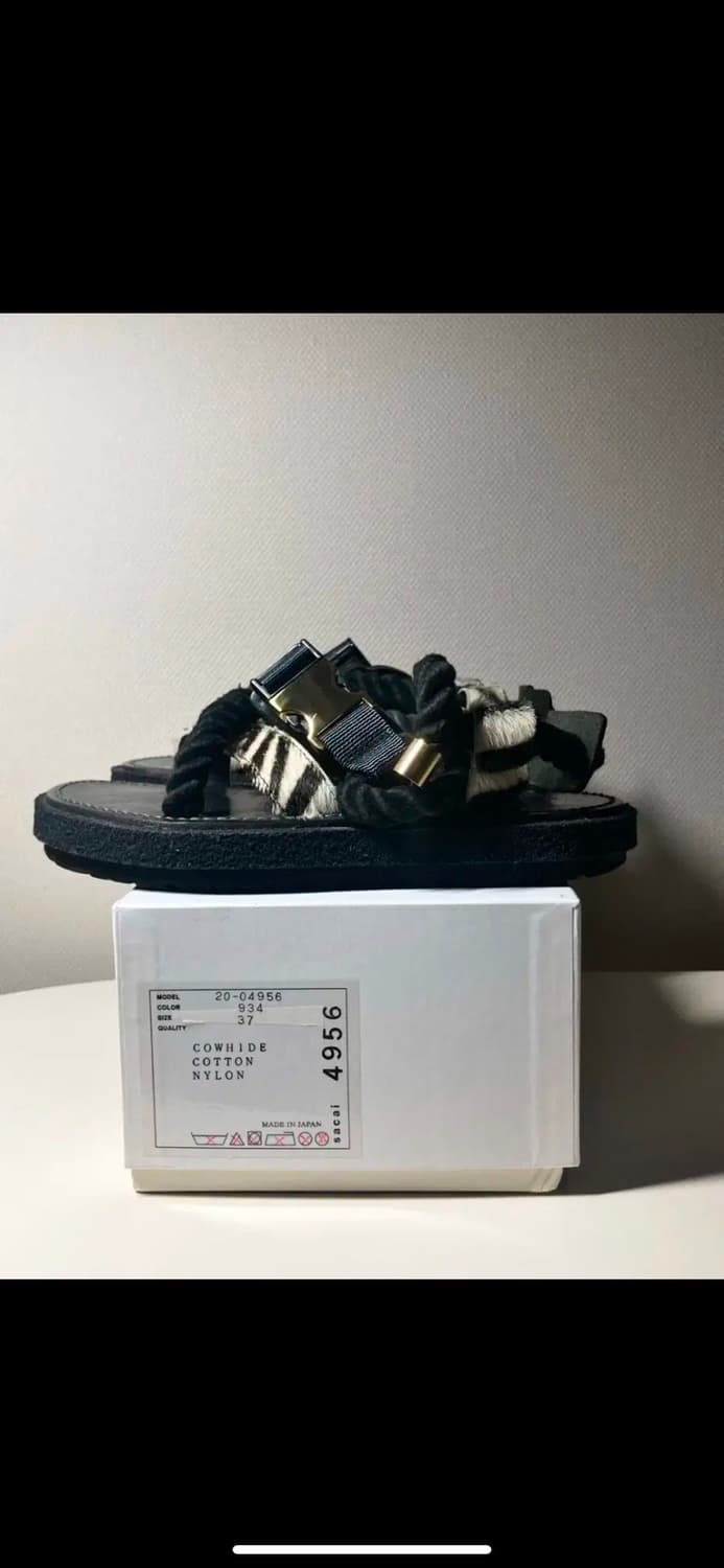 사카이 20SS 런웨이 피스 샌들 상품이미지4
