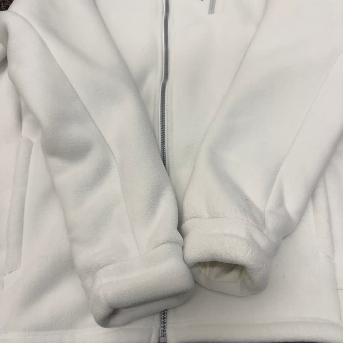 디스커버리 후리스 후드 집업 화이트 상품이미지4