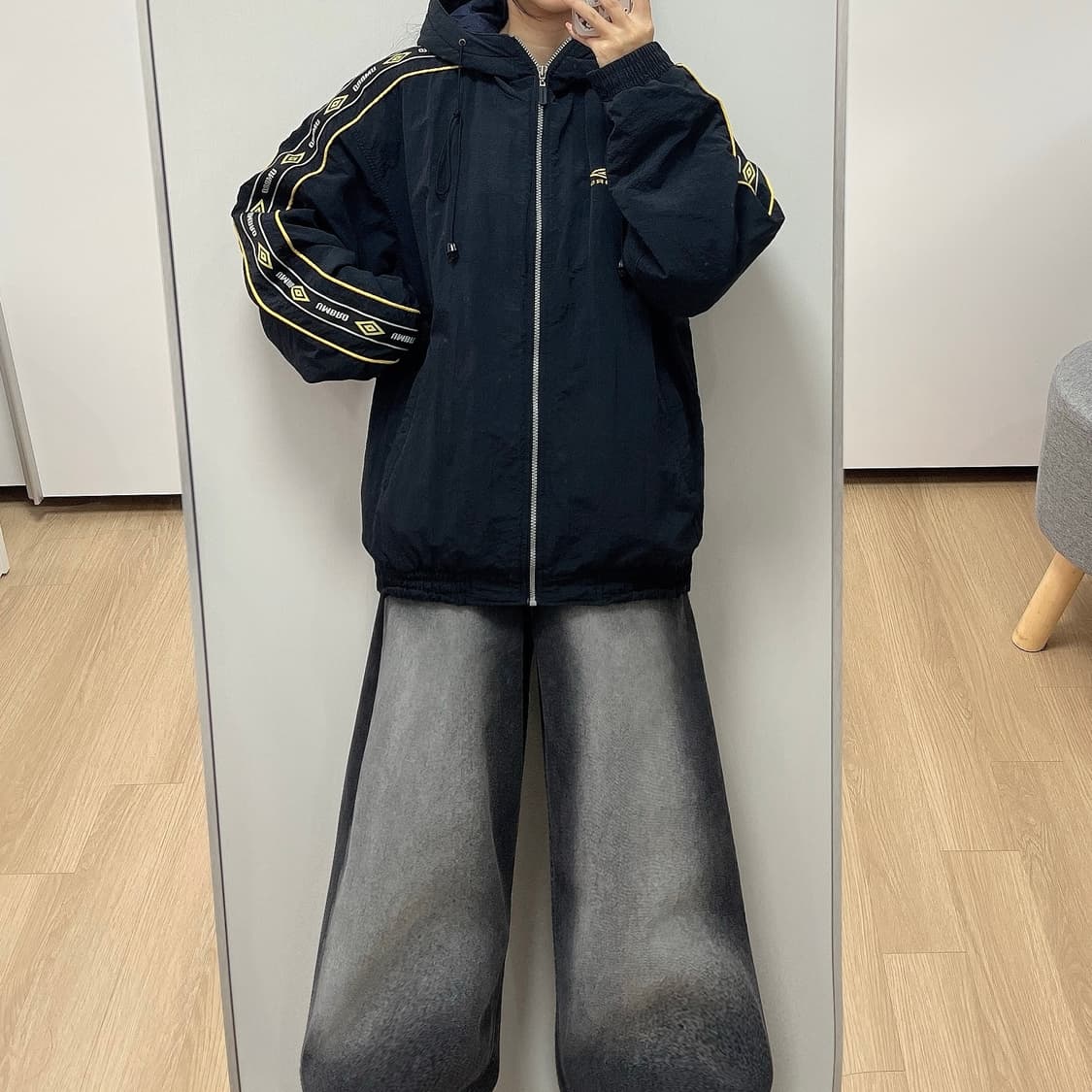 엄브로 올드스쿨 사이드라인 누빔안감 패딩 후드 점퍼 상품이미지1