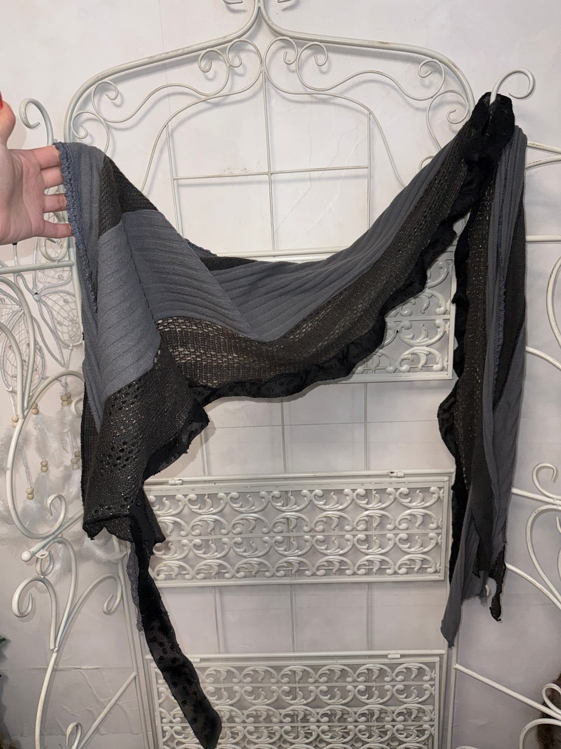 Black & gray grunge dot net knit muffler 상품이미지2