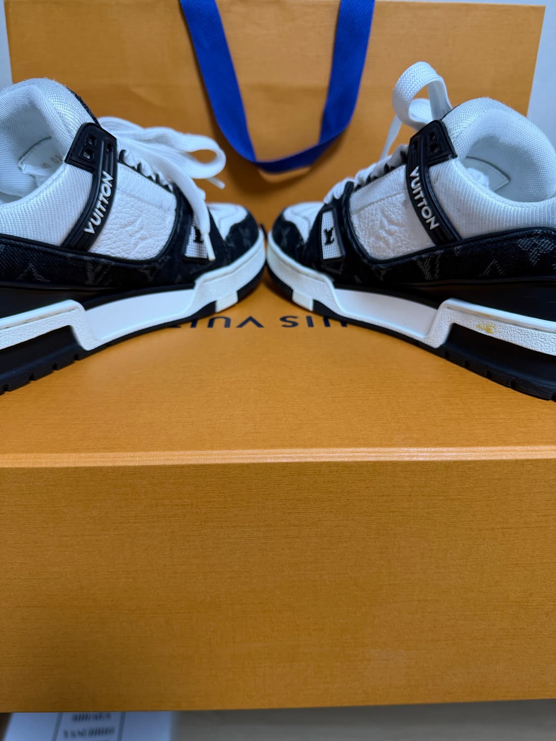 루이비통 트레이너 스니커즈  상품이미지7