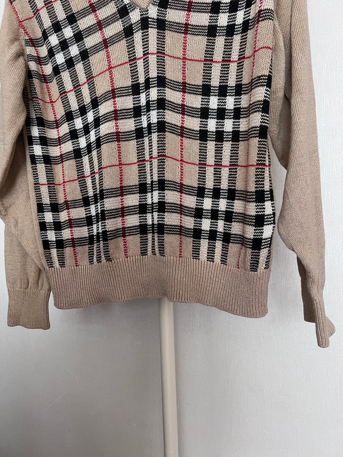 Burberrys Vintage Nova Check V-neck Knit 상품이미지3