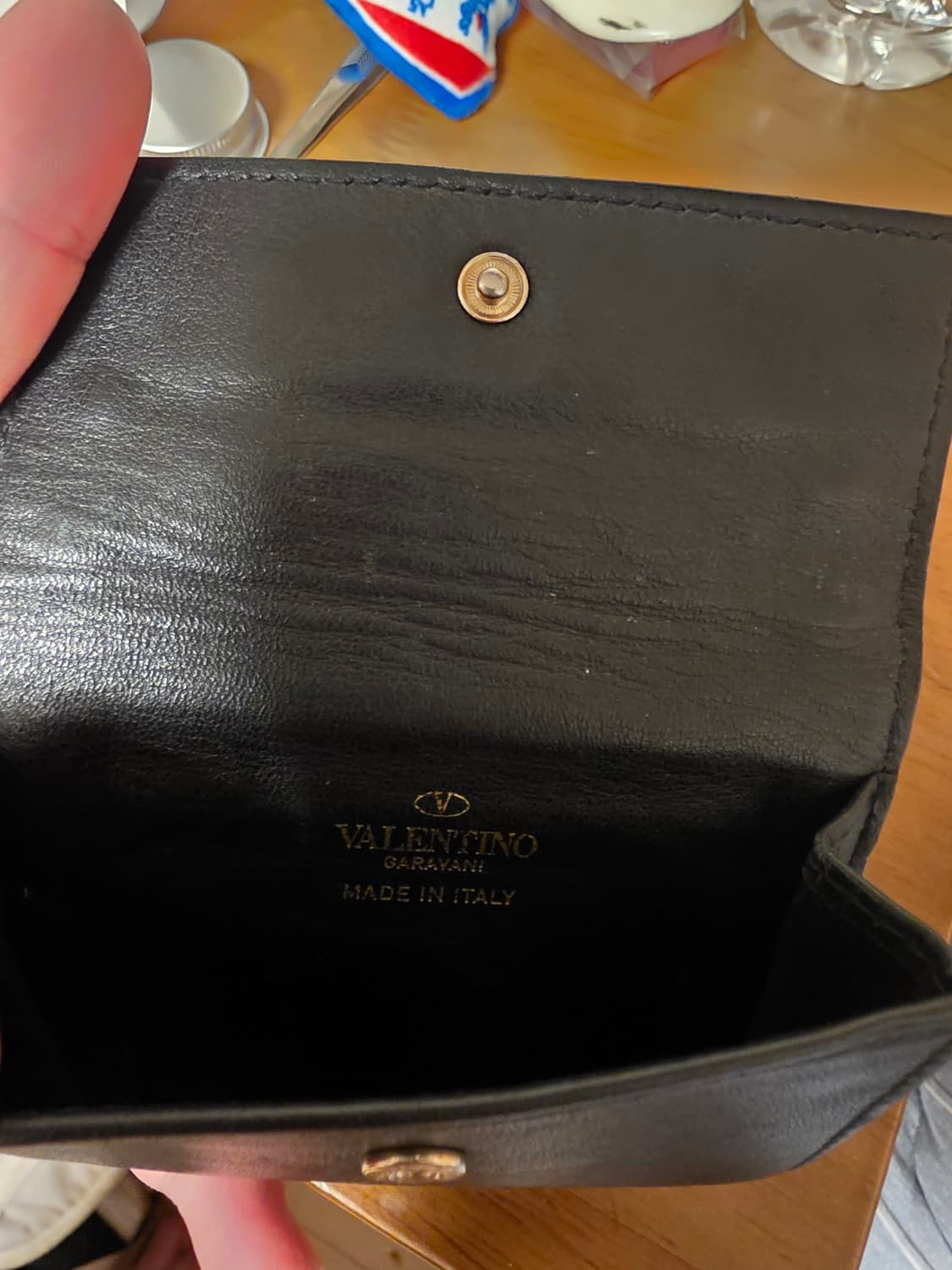 발렌티노 락스터드 블랙 카드지갑 상품이미지3