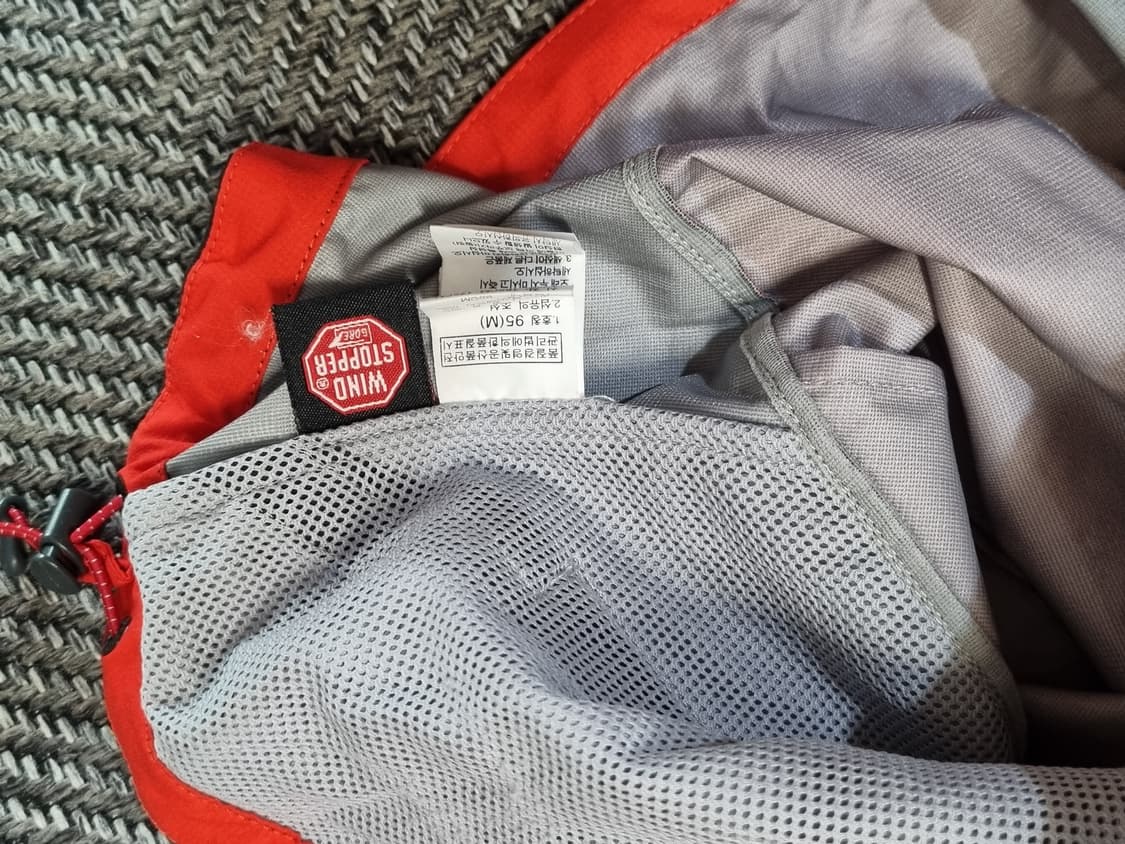 THE NORTH FACE — Summit Series 레드 블록 자켓 상품이미지3