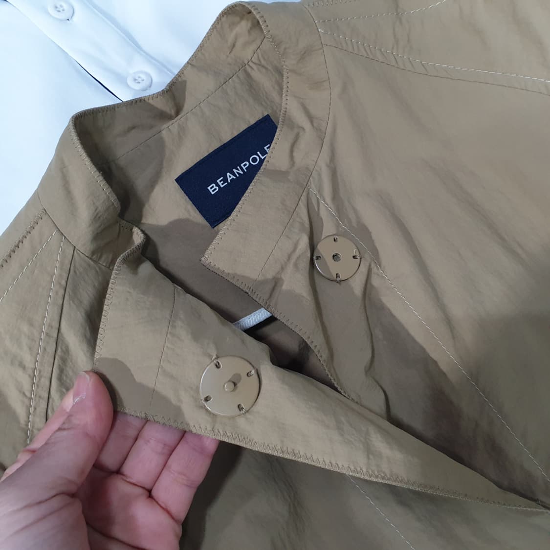 빈폴레이디스 옐로이시 브라운 벨티드 싱글 점퍼 90 상품이미지4