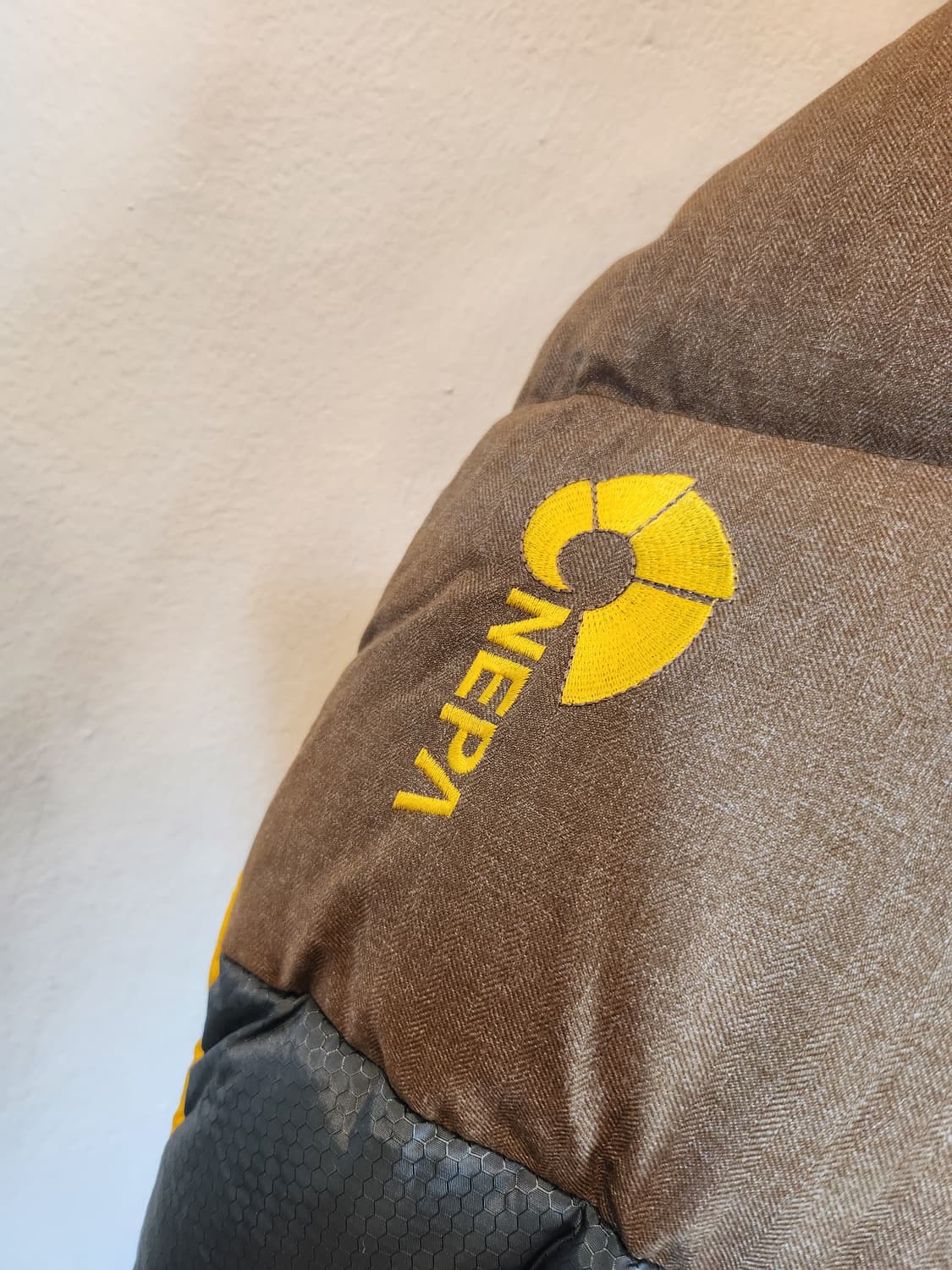 네파  NOLIMIT 기능성 구스패딩  100-105 L 새제품급 상품이미지6