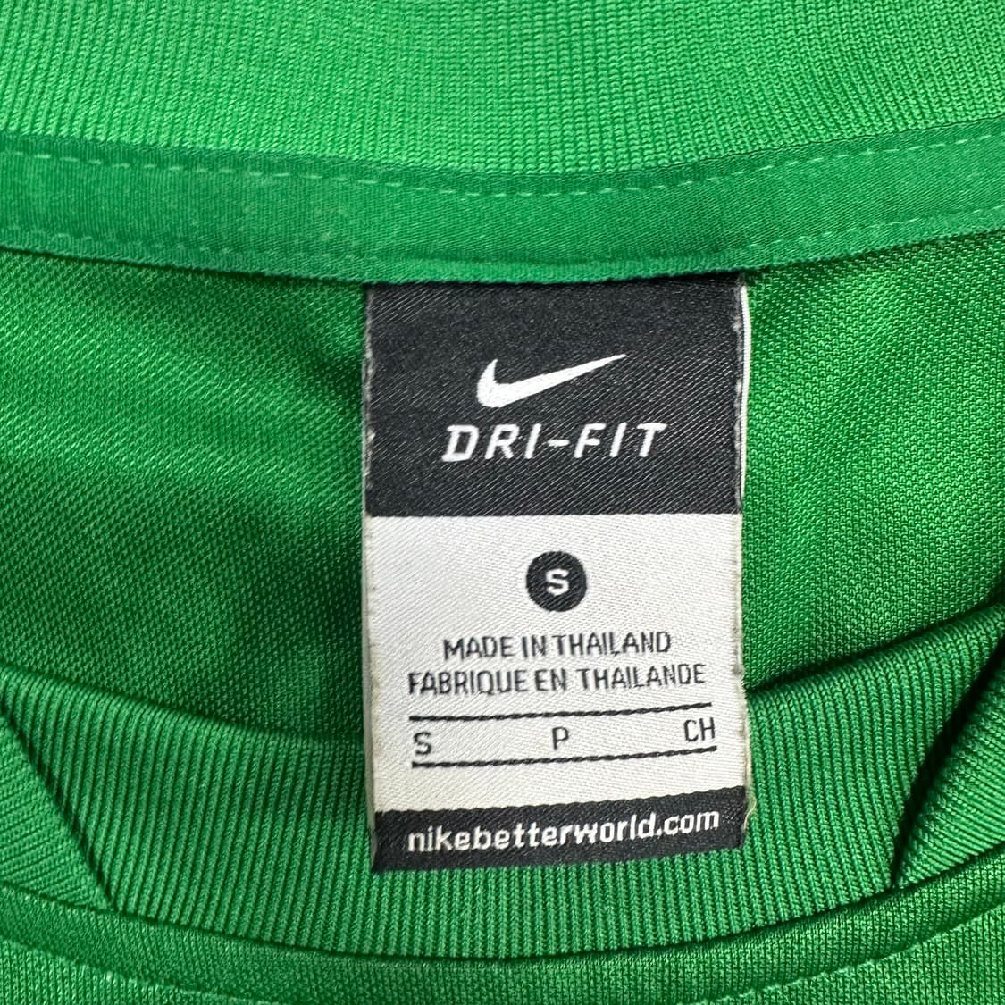 ✨ (바배) 나이키 드라이핏 그린 롱슬리브  상품이미지4