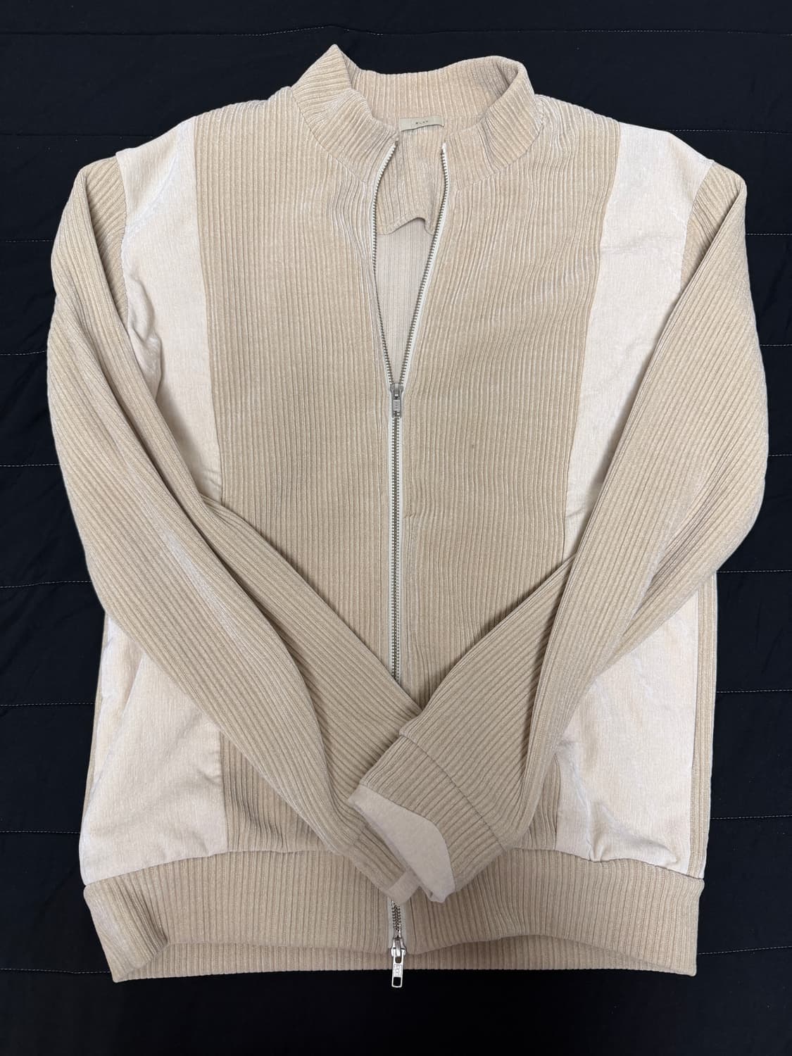 XLIM EP.2 SYNOPSIS 01 JERSEYl 상품이미지4