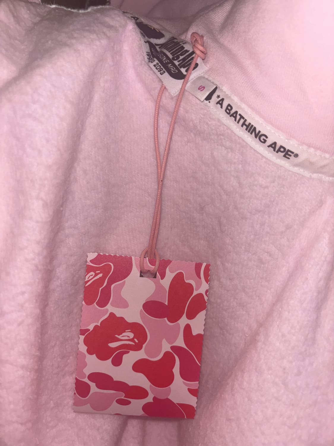 새상품) 베이프 마일로 샤크 후드집업 상품이미지2