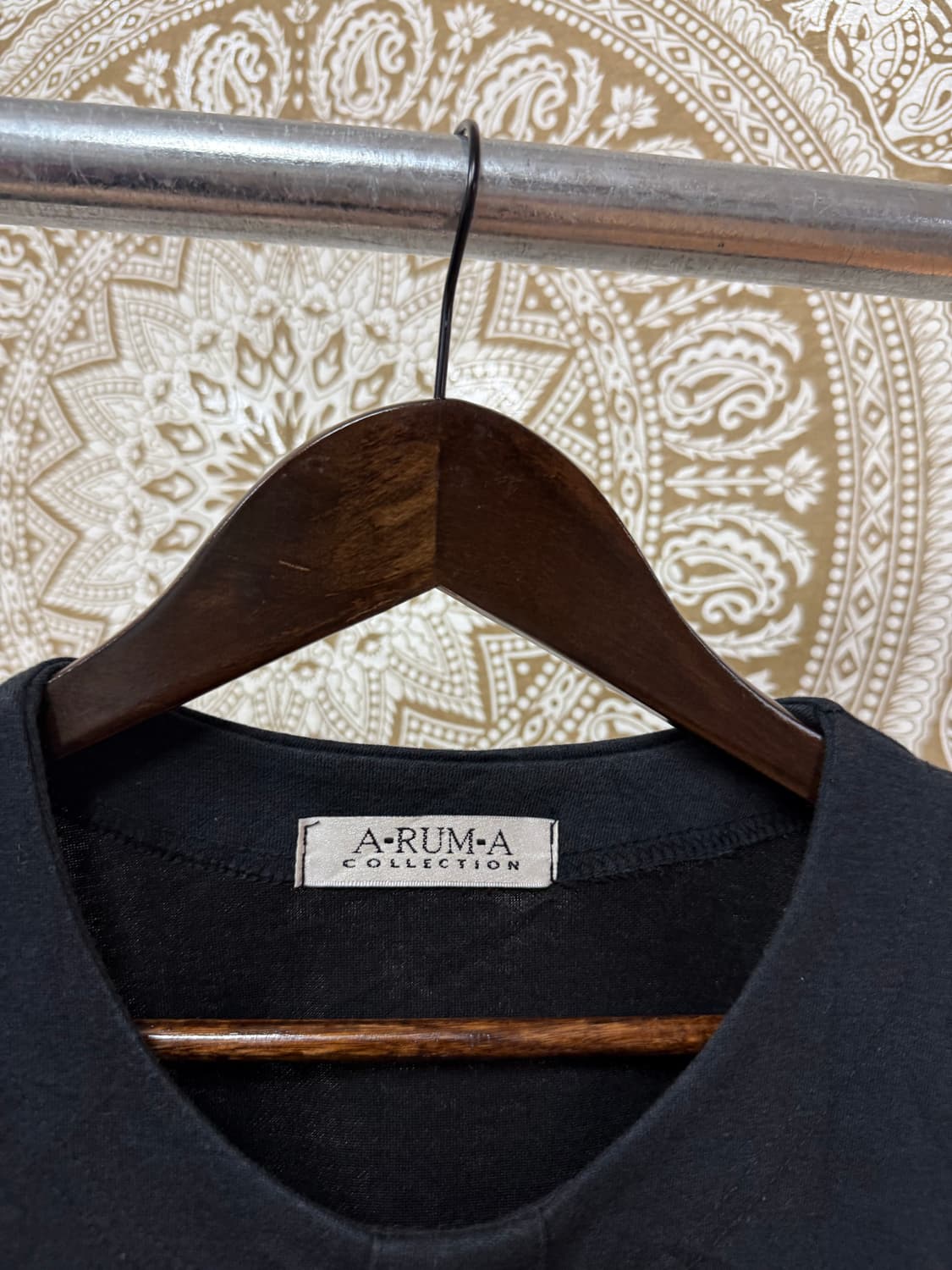 A.RUM.A 제페니즈 빈티지 여성 버튼 디테일 롱슬리브  상품이미지4