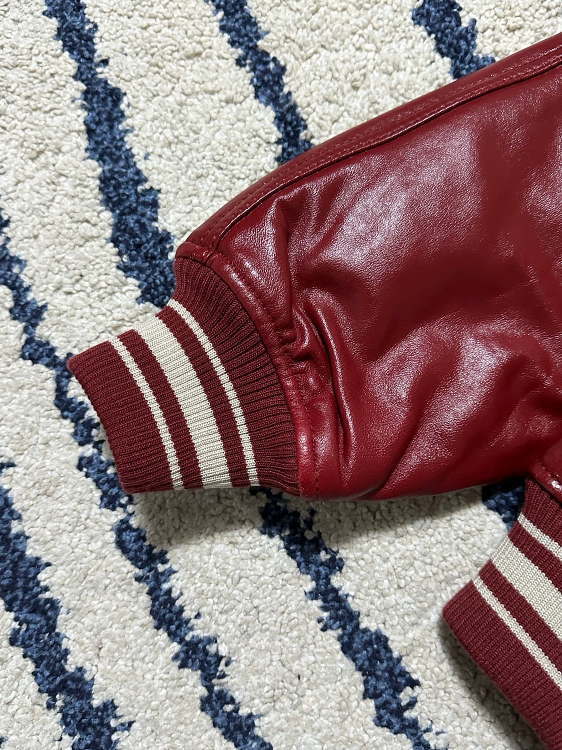 AVIREX 가죽 바시티자켓 사이즈 XS (실사이즈 M-L) 상품이미지2