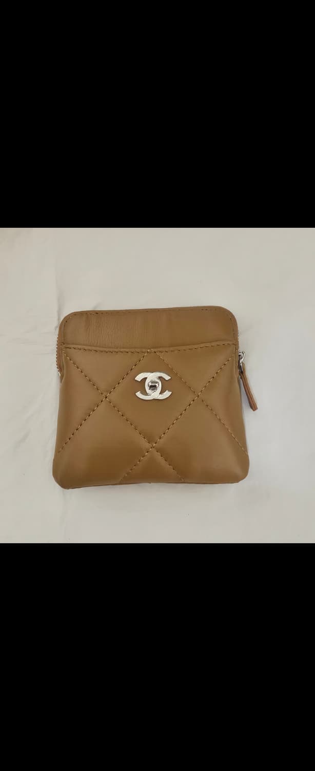 샤넬 빈티지 업사이클링 램스킨 지갑 상품이미지1