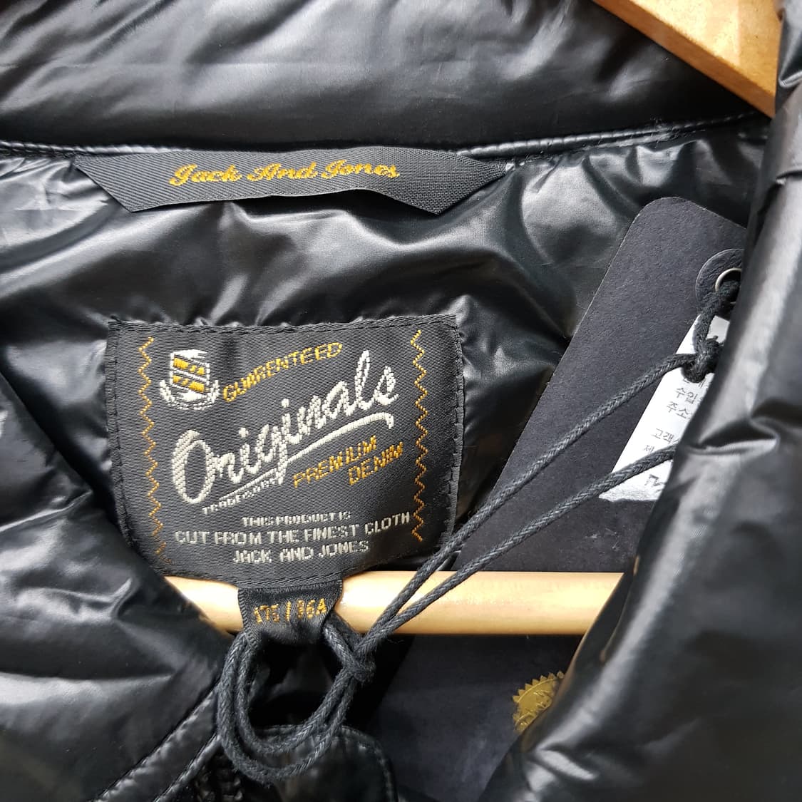 잭앤존스 Y2K 경량 패딩 베스트 175/96A사이즈 상품이미지3