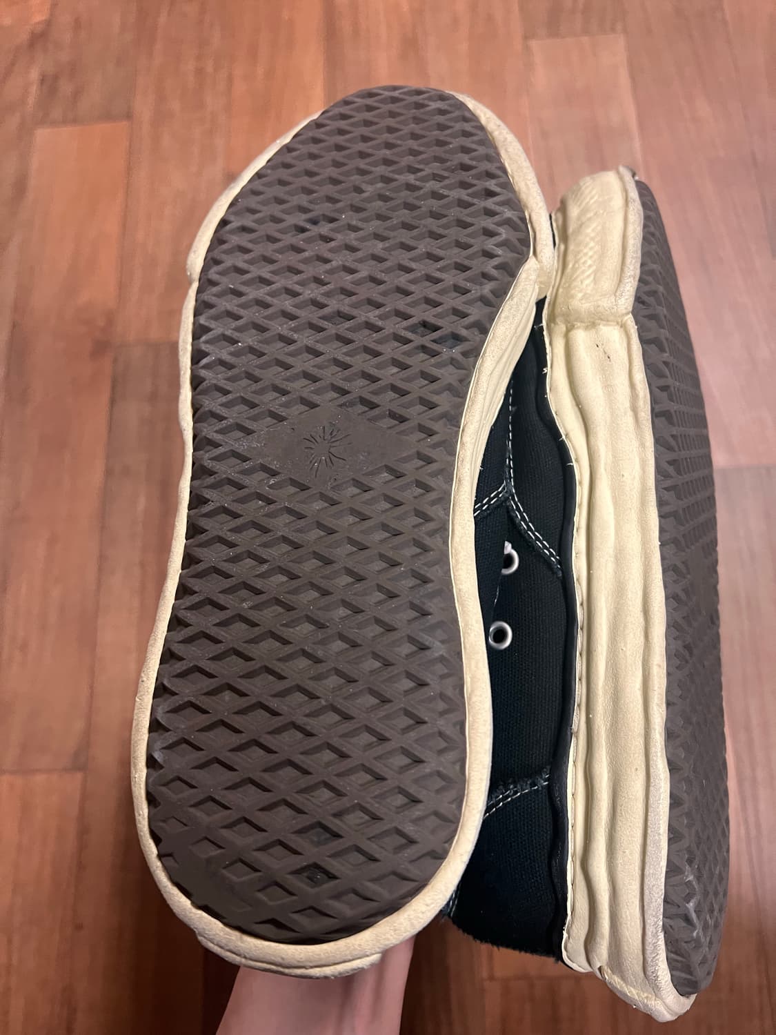 [42] 미하라야스히로 피터슨 블랙 빈티지솔 상품이미지2