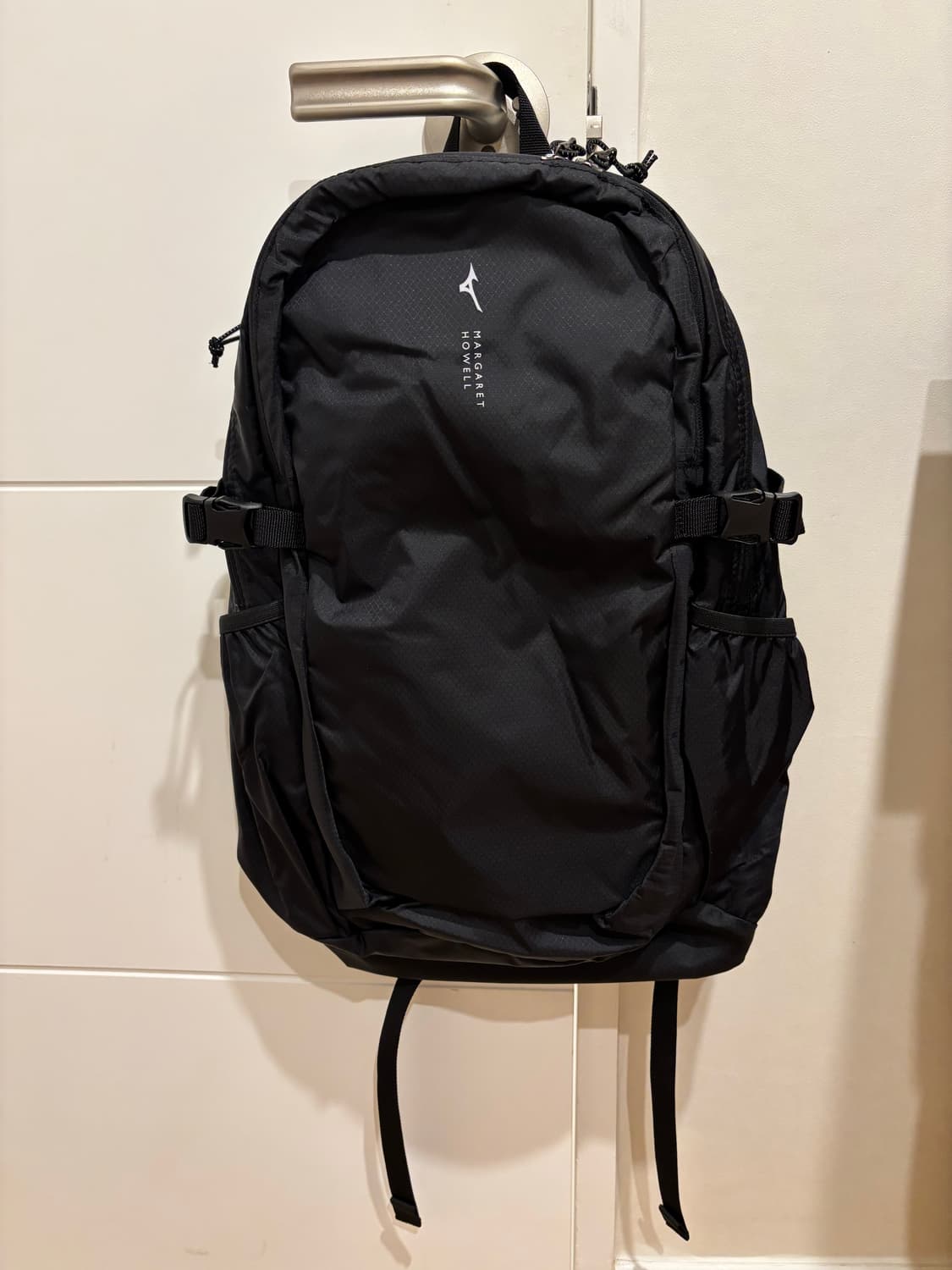 2026SS 마가렛 호웰 X 미즈노 백팩 25리터 블랙 상품이미지9