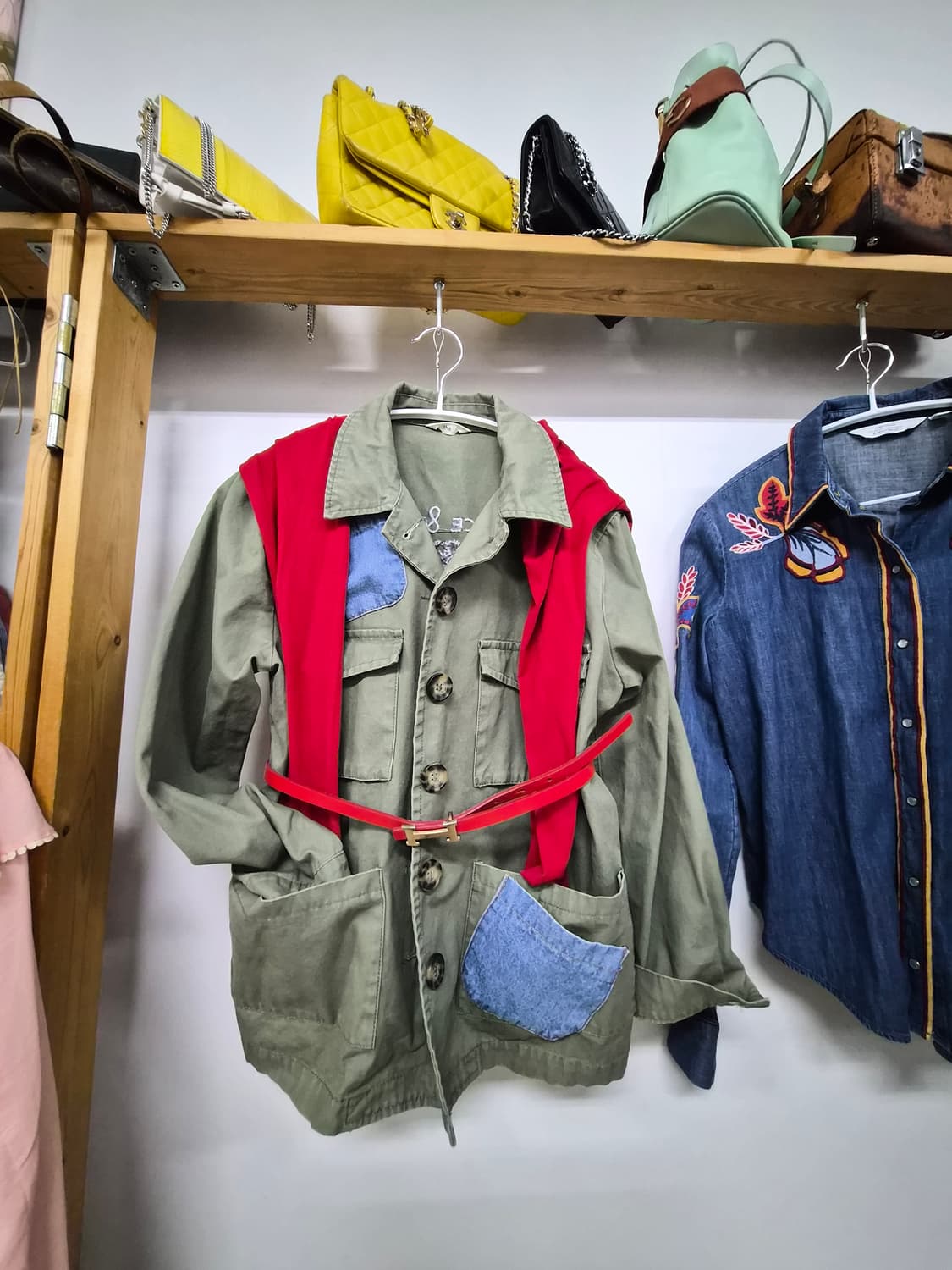 어썸 비즈자수 셔츠 야상 상품이미지1