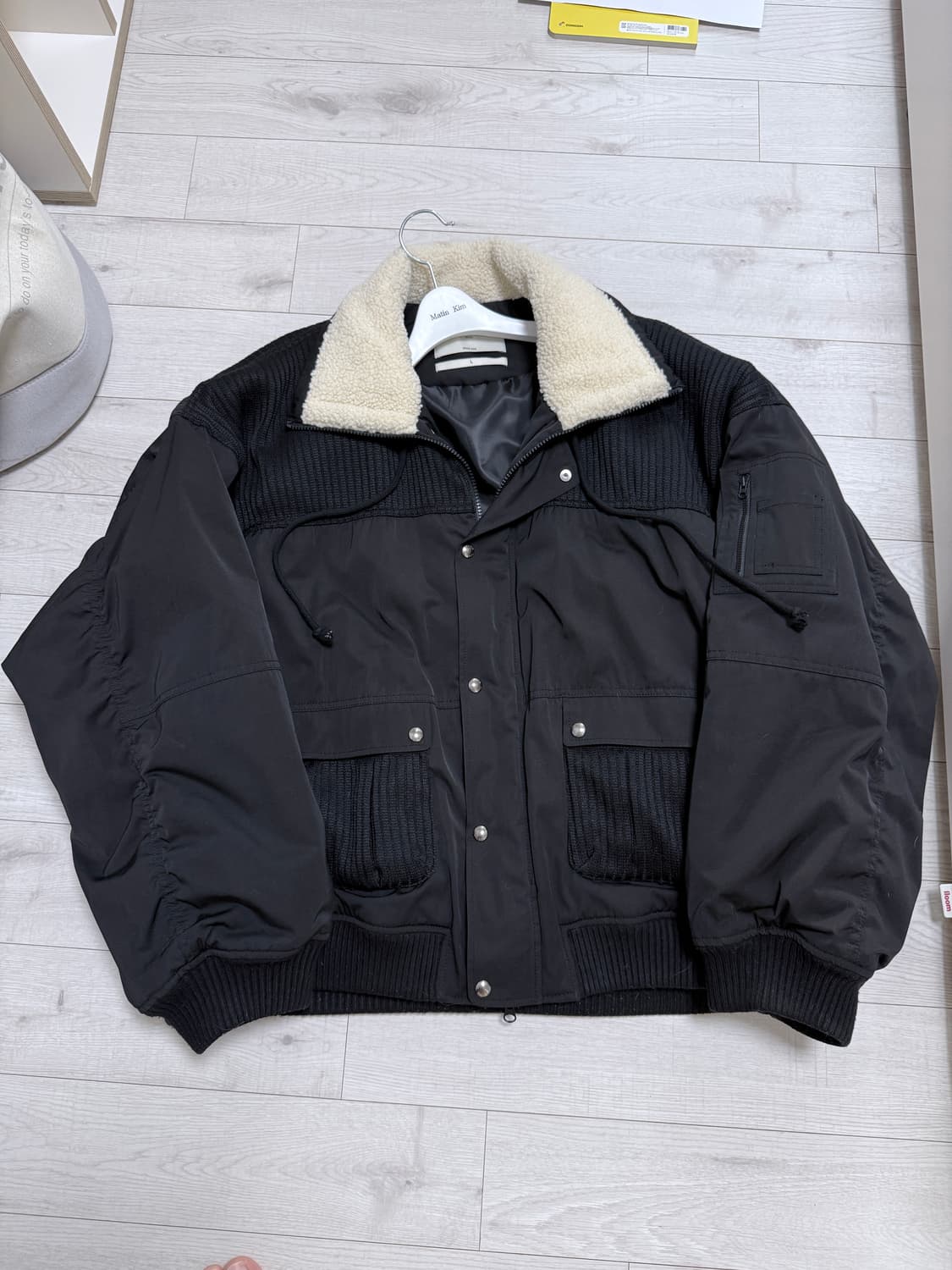 마뗑킴 KNIT MIXED FLIGHT JUMPER IN BLACK L 상품이미지3