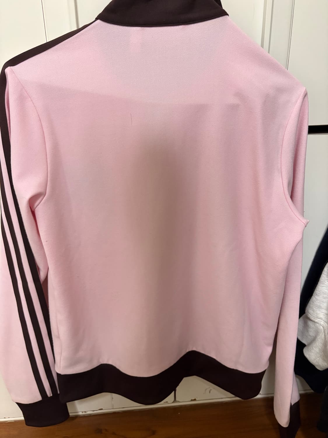 아디다스 프리미엄 오리지널스 트랙탑 클리어 핑크 쉐도우 브라운 상품이미지2