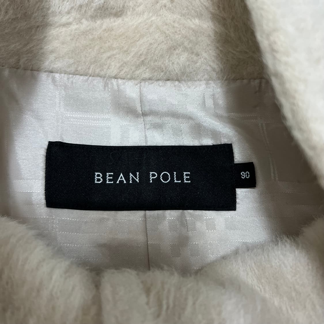 빈폴 여성 알파카 스탠드넥 싱글 앙고라 롱코트 [아이보리] S/90 상품이미지4