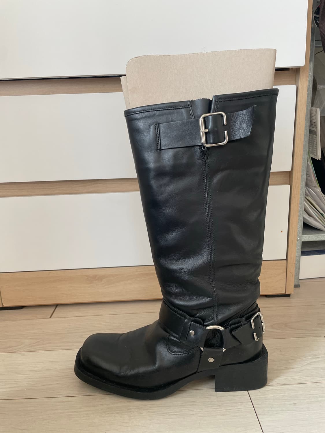 자라 버클 레더 바이커 롱 부츠 상품이미지10