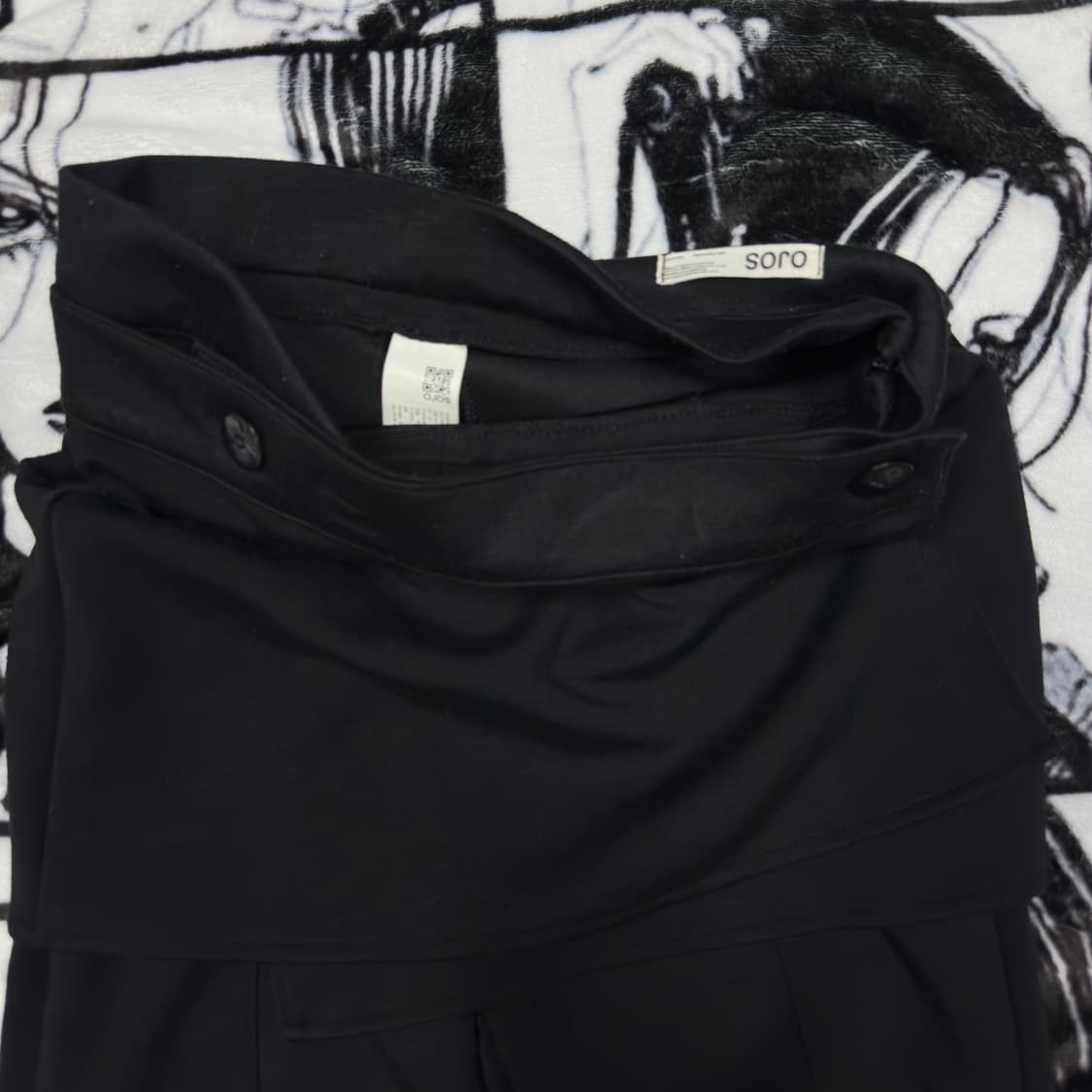 오호스 랩오버 턱팬츠 블랙 상품이미지5