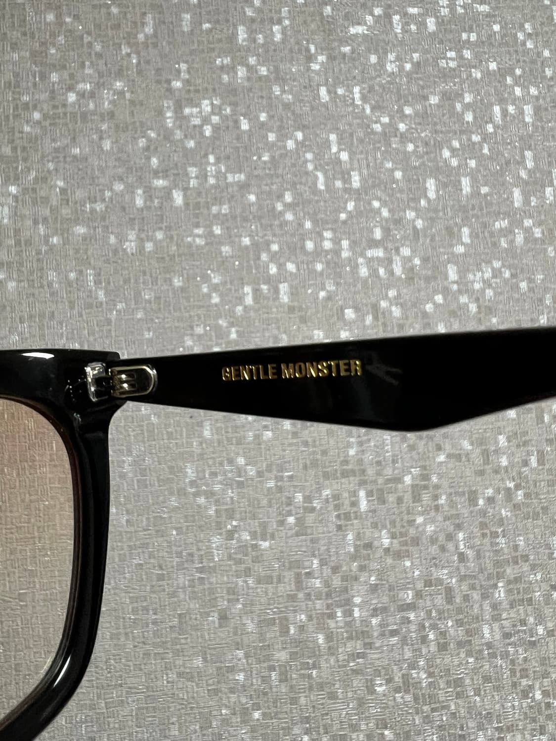 젠틀몬스터 선글라스 모마티 판매해요 상품이미지6