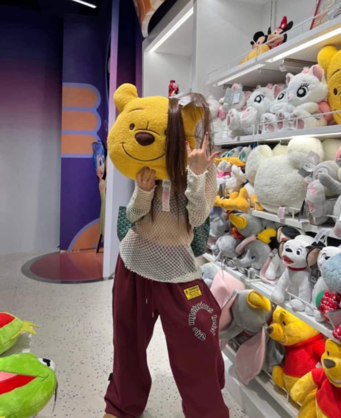 더미스테리어스호텔 패치 트레이닝 팬츠 (와인컬러) 상품이미지3