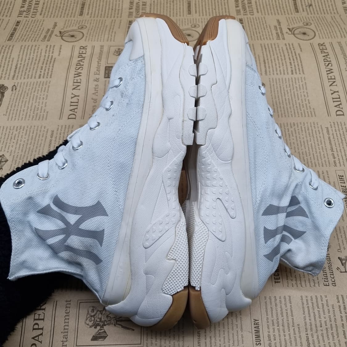 MLB 양키스 하이탑 스니커즈 화이트 280 상품이미지5