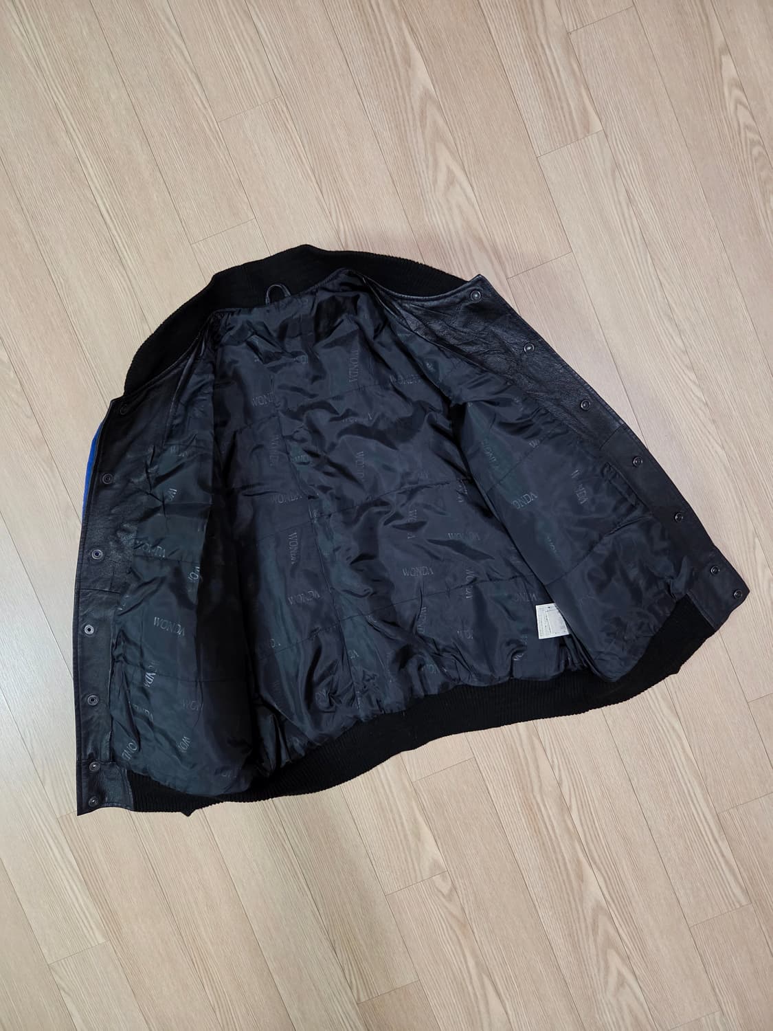 WONDA 페인팅 커스텀 울 슬리브 바시티 재킷 상품이미지7