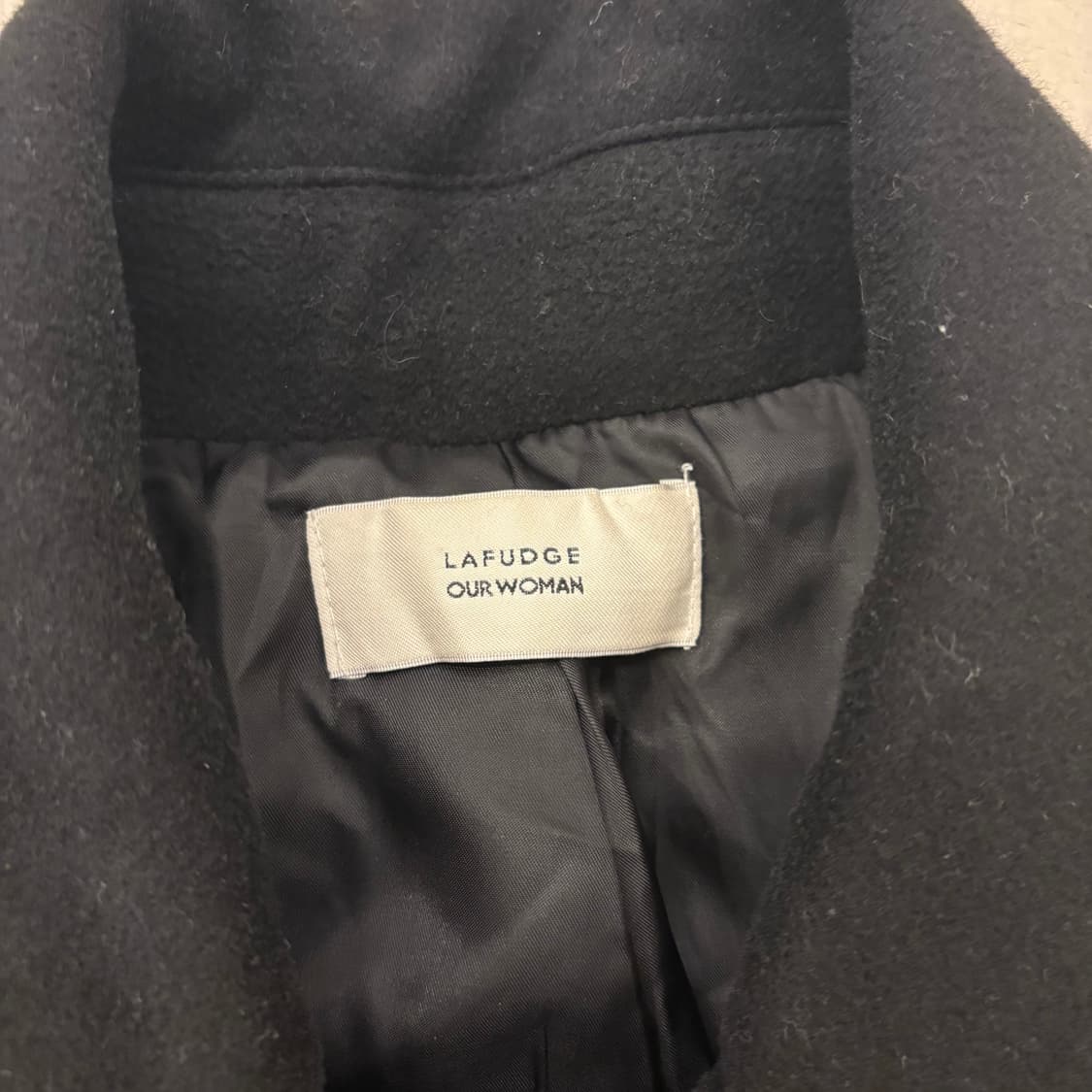 라퍼지 우먼 블랙 롱코트 상품이미지3