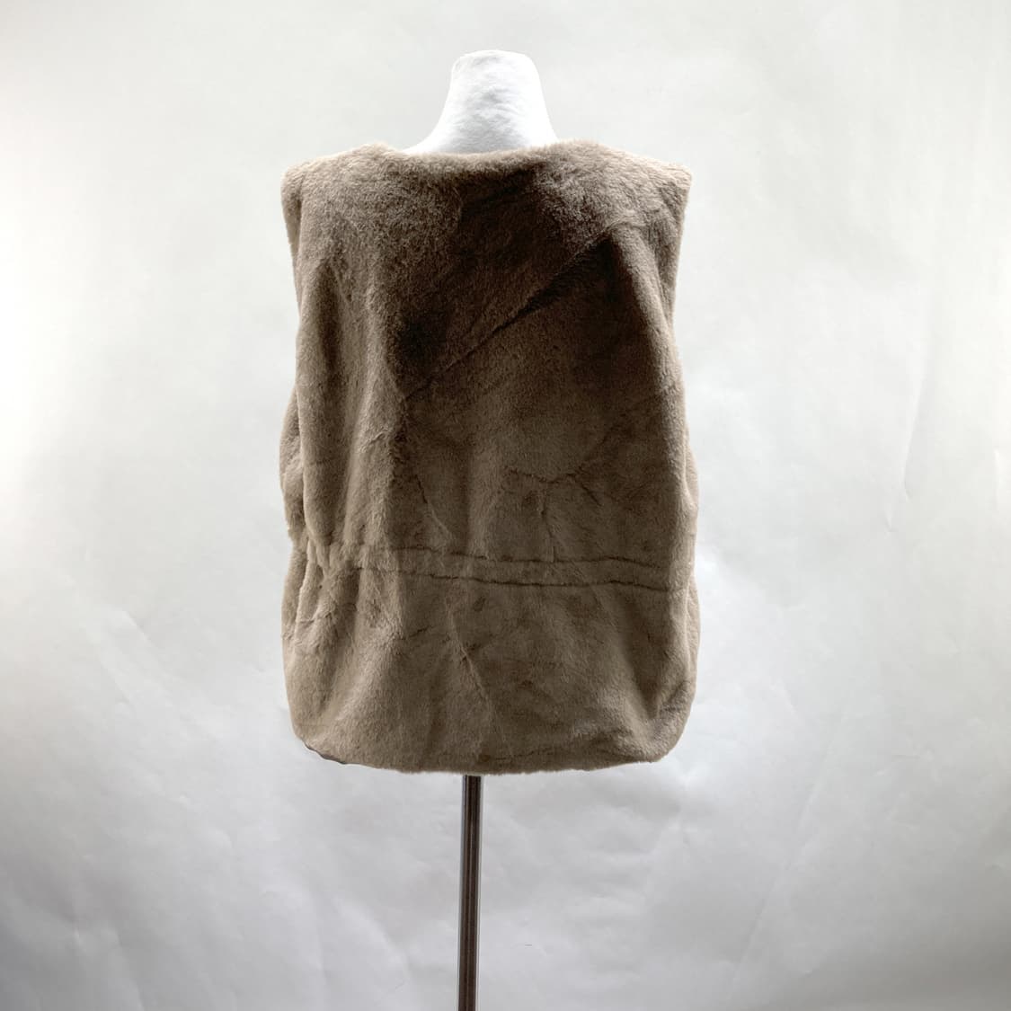 카라 새상품 여 애드스트링 에코퍼 베스트 F  상품이미지3