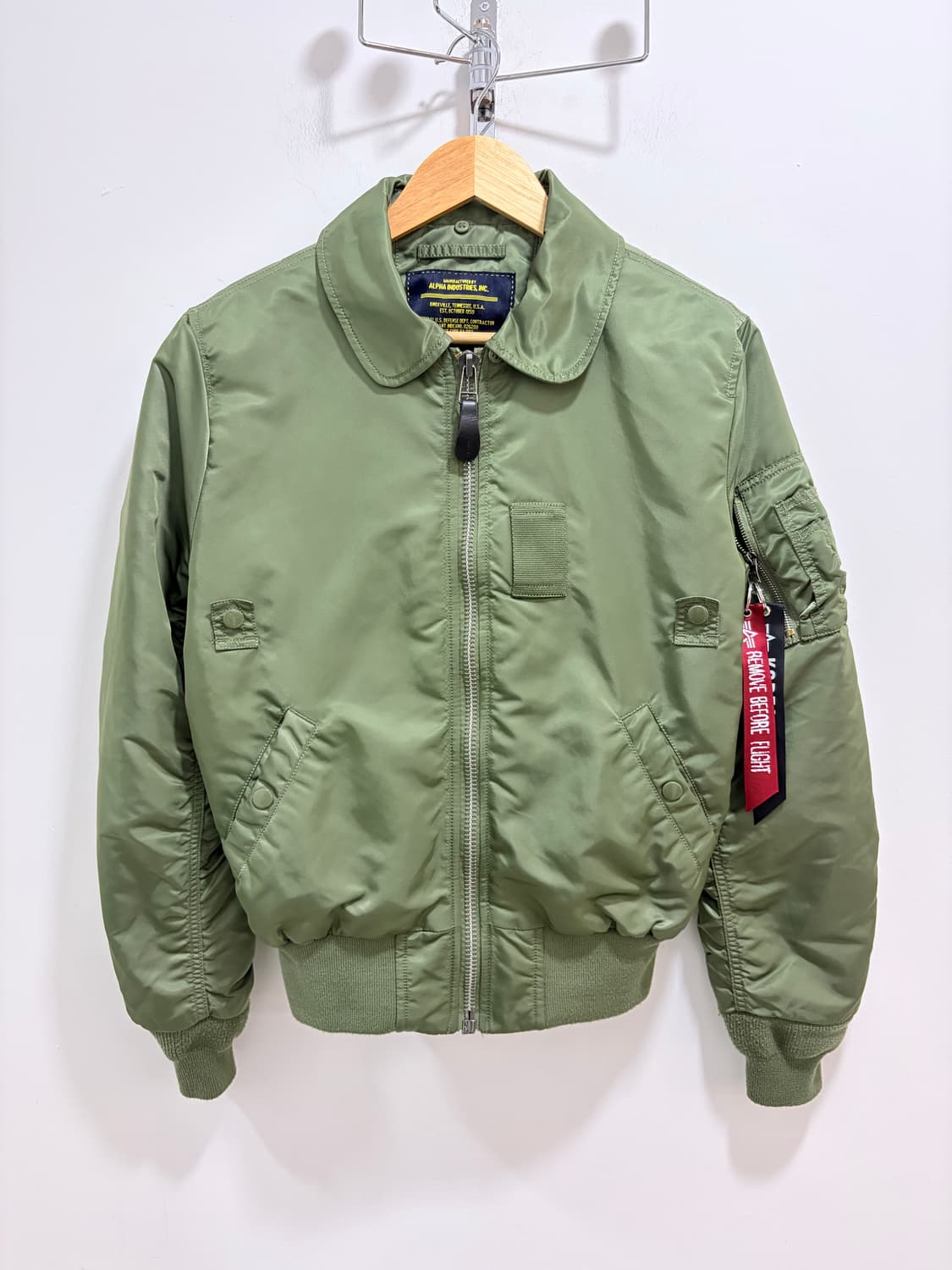 알파 인더스트리 b-15 봄버자켓 상품이미지5