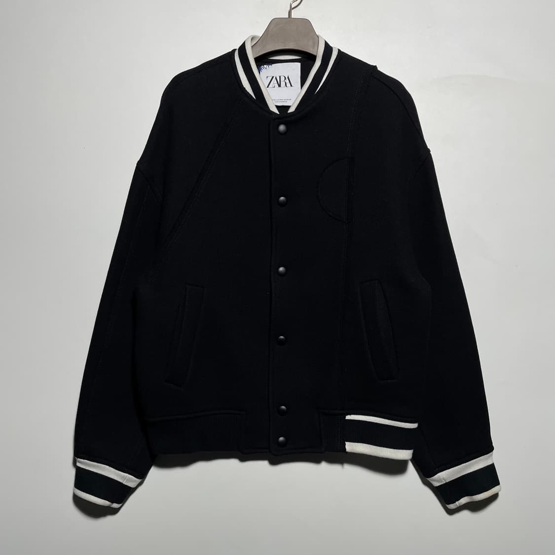 아더에러 x 자라 자더에러 울 바시티 자켓 상품이미지1