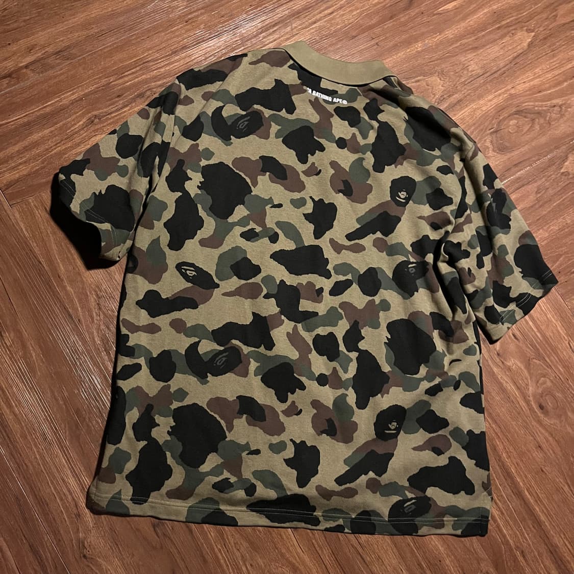 25ss 베이프 카모 자카드 로고 폴로 카라티 L 상품이미지2