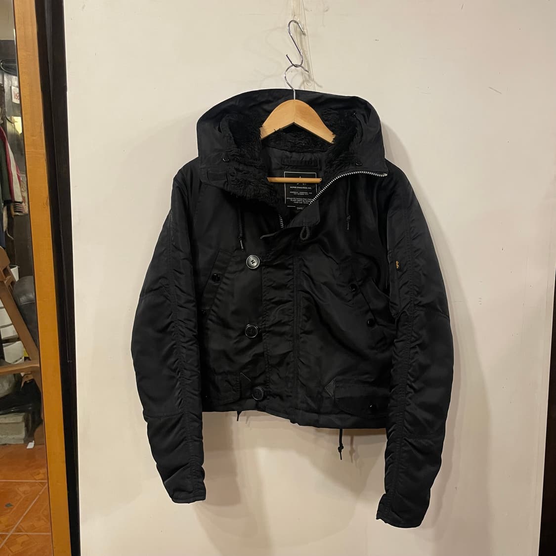 알파인더스트리 리메이크 크롭봄버 S 상품이미지2