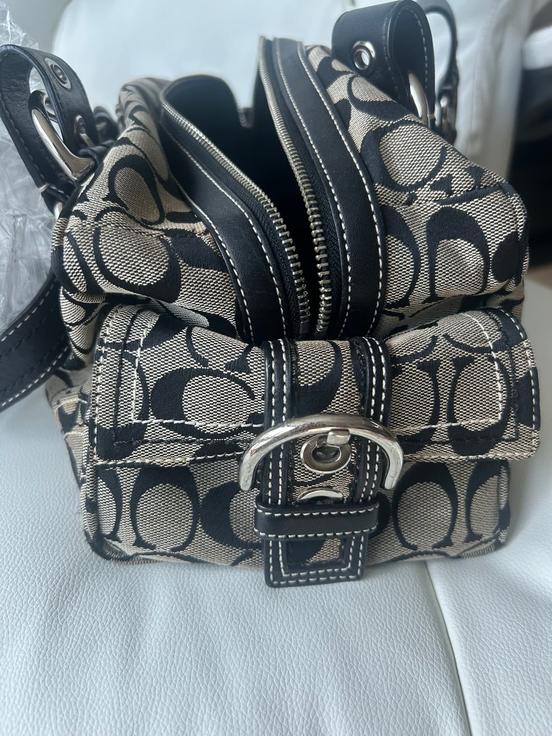 ‼️신상!!)Coach 코치 시그니처 숄더백 블랙 보스턴 상품이미지6