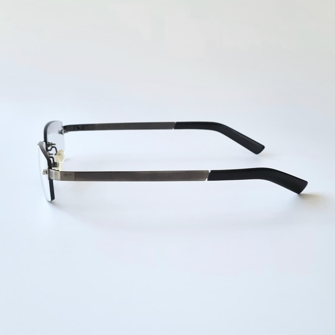 데드스탁 초경량 클래식 직사각형 무테 안경테 646 상품이미지3